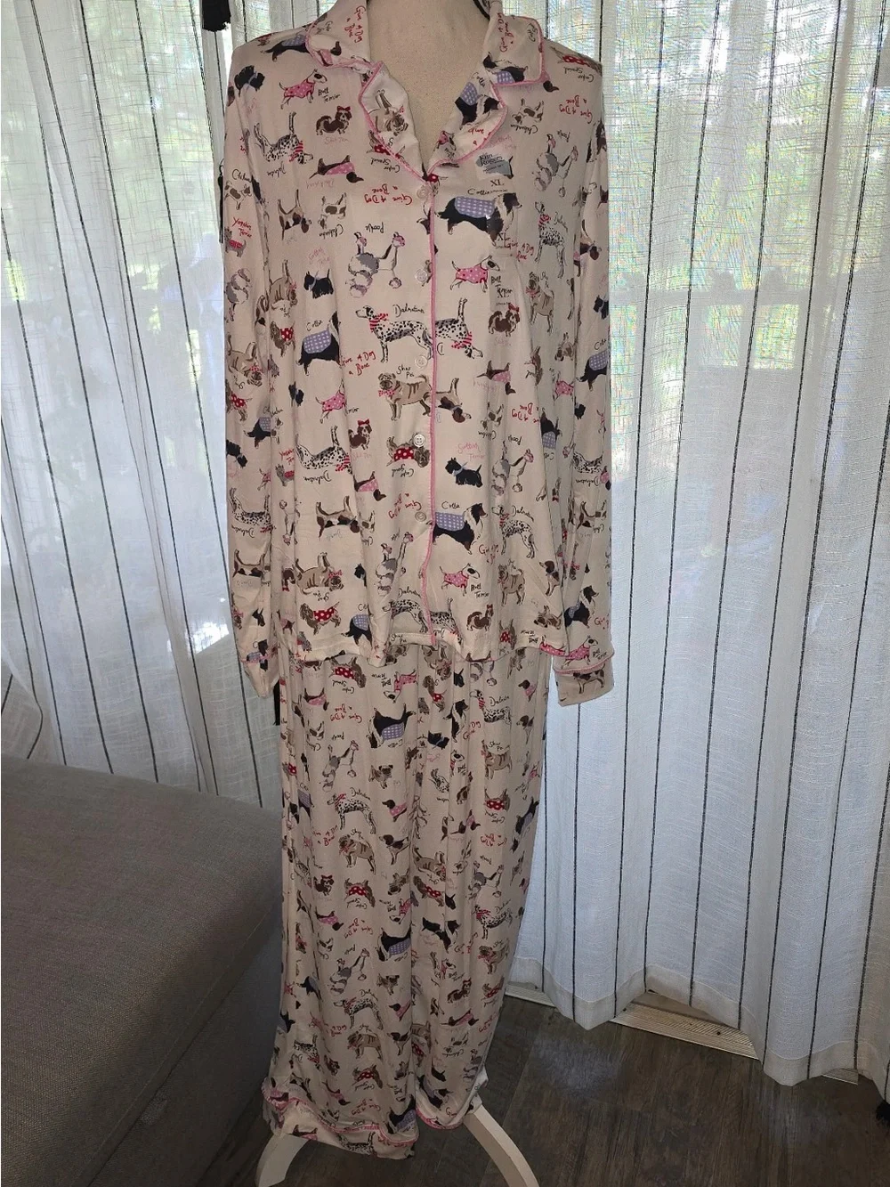 Kim Rogers Cream Pajama Set with Multicolor Dog Motif